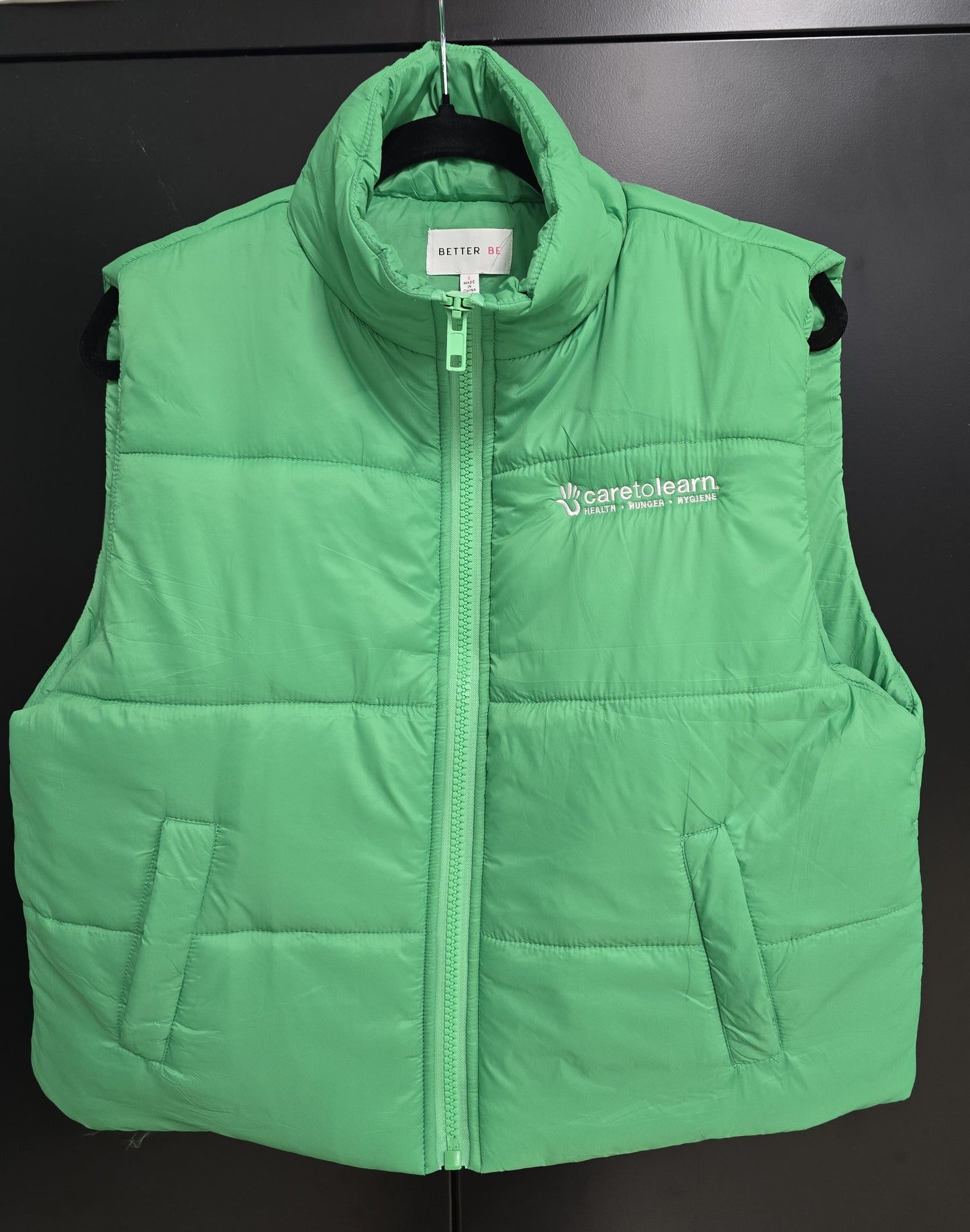 Vest: Crop Puffer Vest