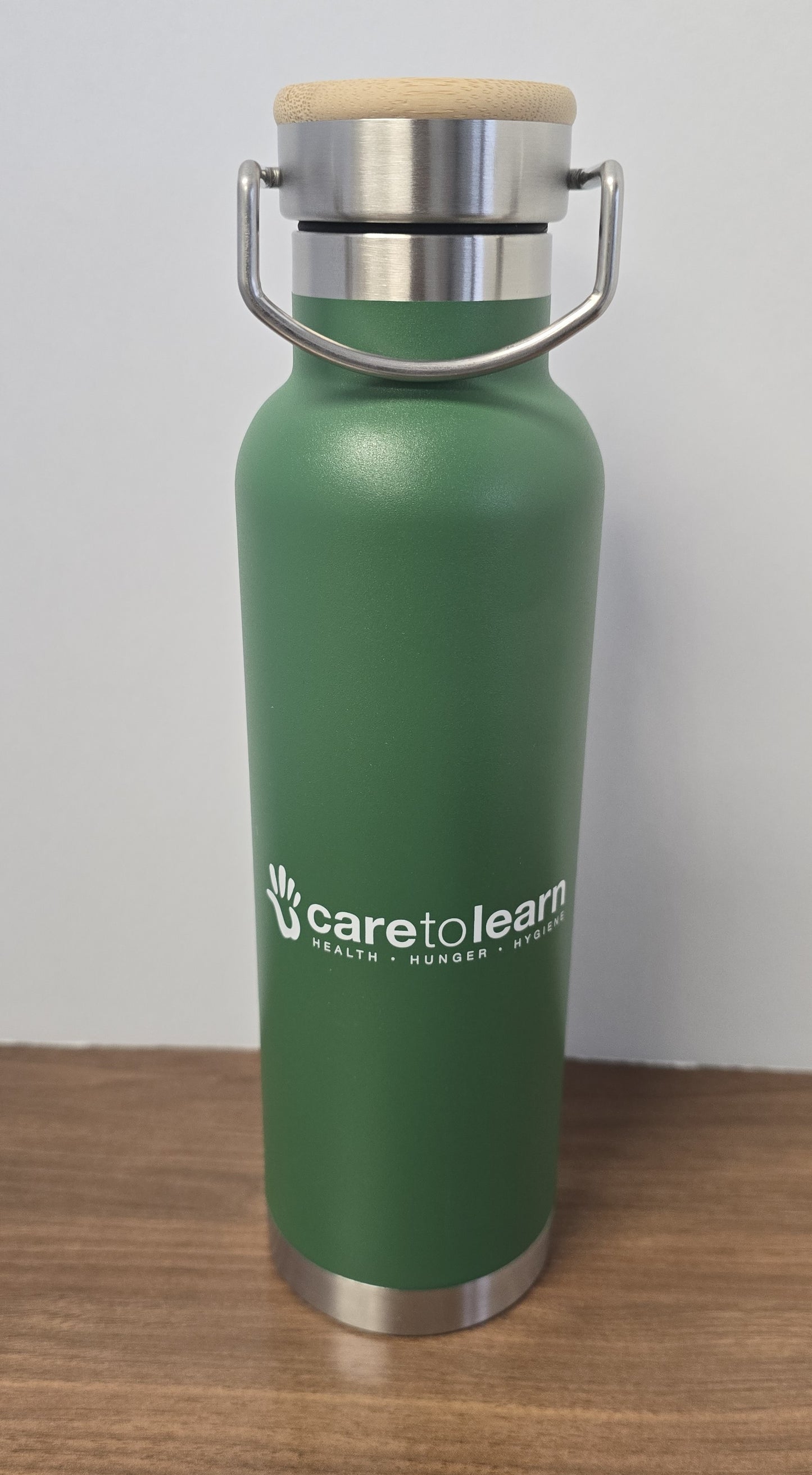 Water Bottle: Green Bottle