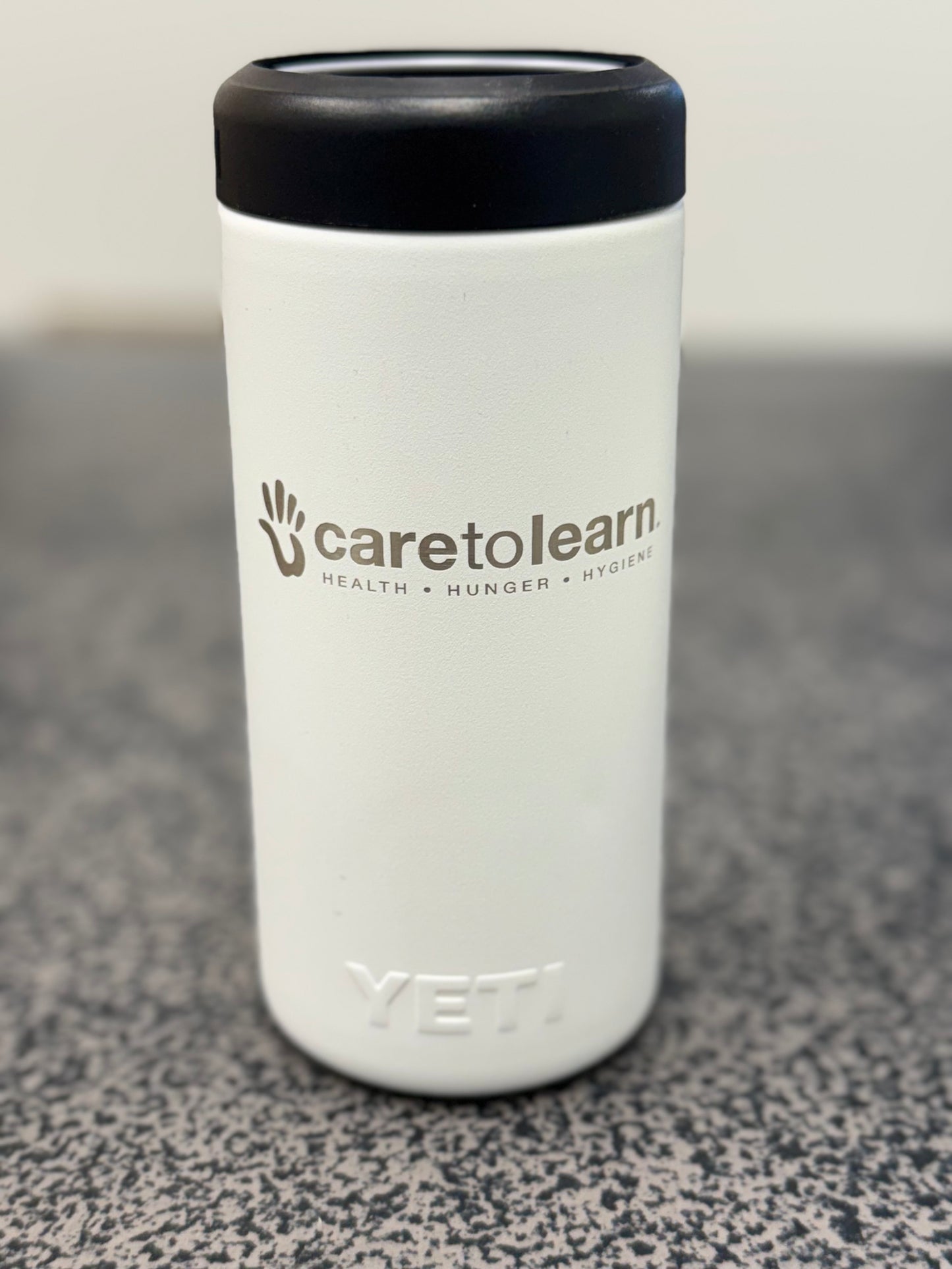 Yeti Can Cooler