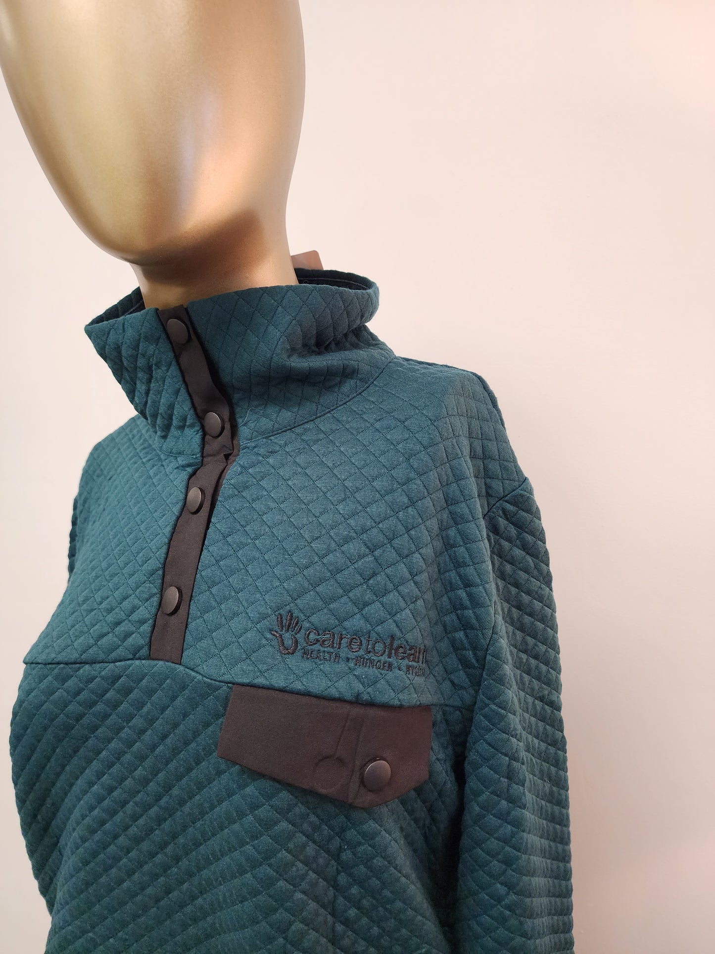 Pullover: Quilted Quarter Button Neck w/ Pocket Accent
