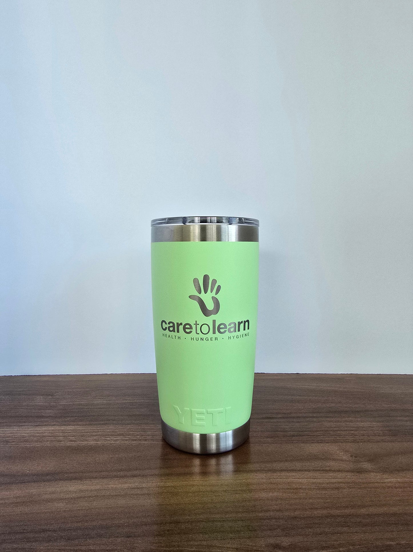 Tumbler: Yeti Mint Green 20oz